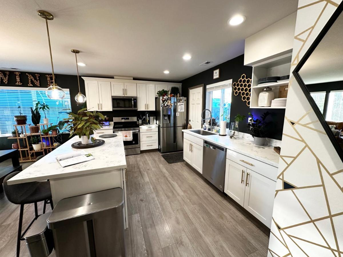 Central Tacoma Homestay With Breakfast Included -Private Room- Екстериор снимка